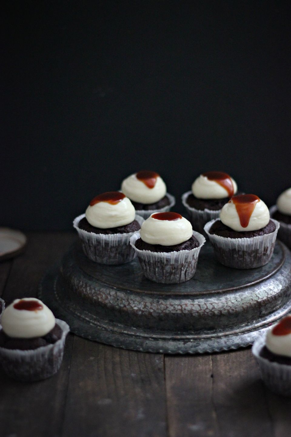 CHOCOLATE CUPCAKES WITH SALTED CARAMEL AND CREAM CHEESE FROSTING