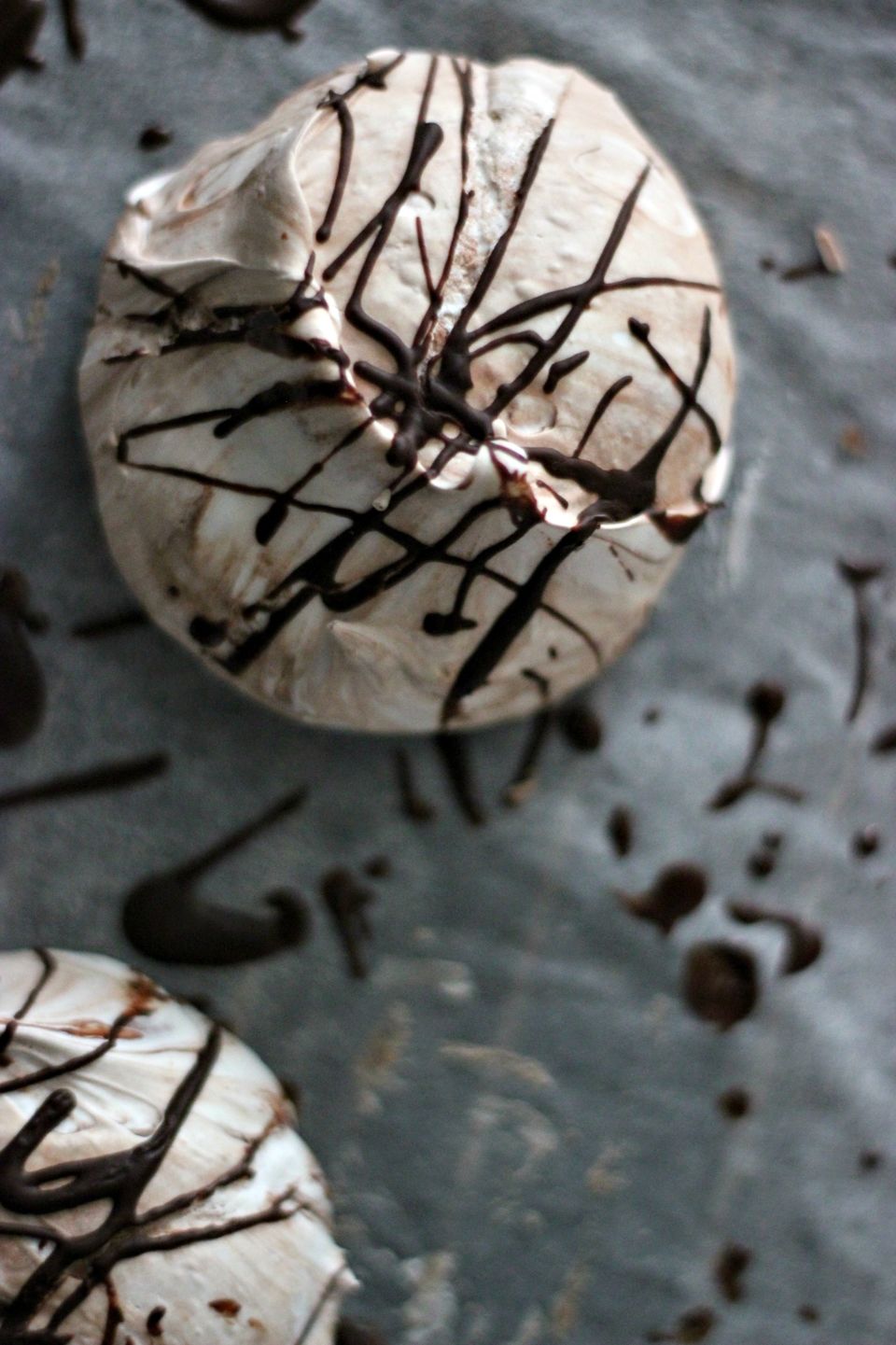 CHOCOLATE MERINGUE