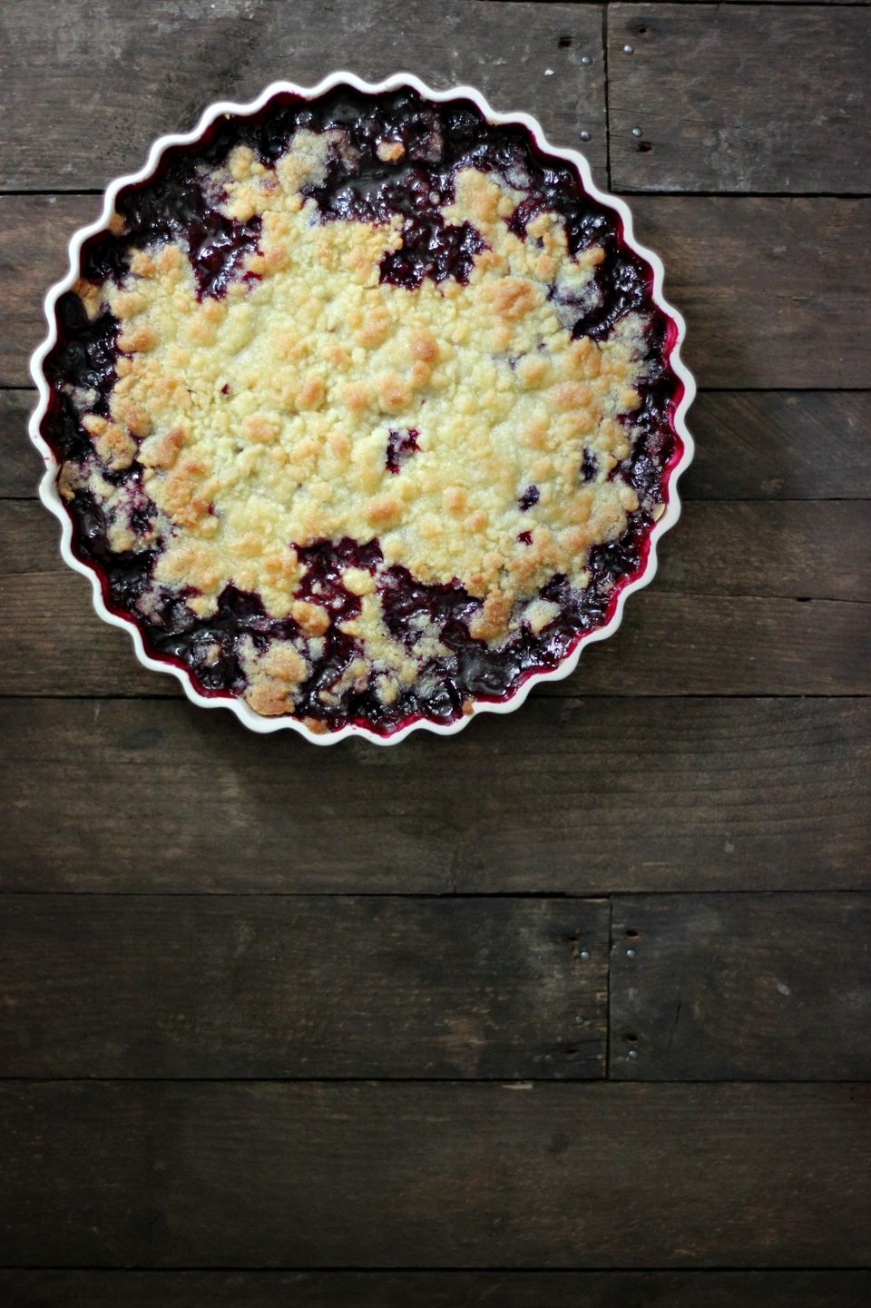 DARK BERRY CRUMBLE