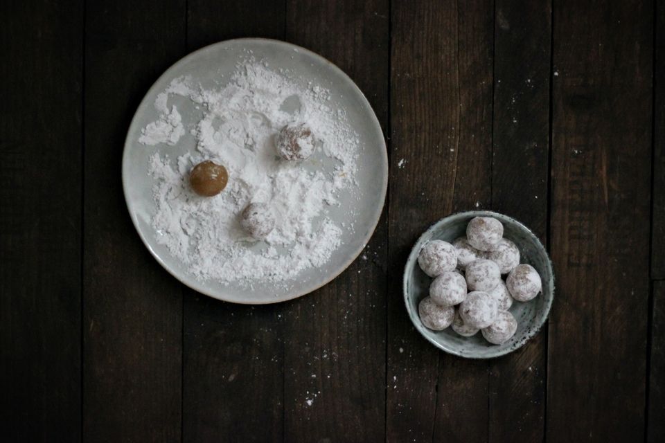 MARCIPAN AND BAILEYS TRUFFLES